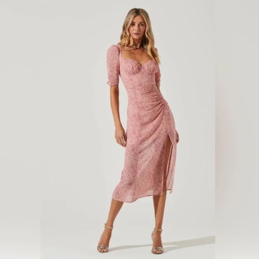 Astr the Label Milkmaid Pink Floral Front Slit Midi Dress